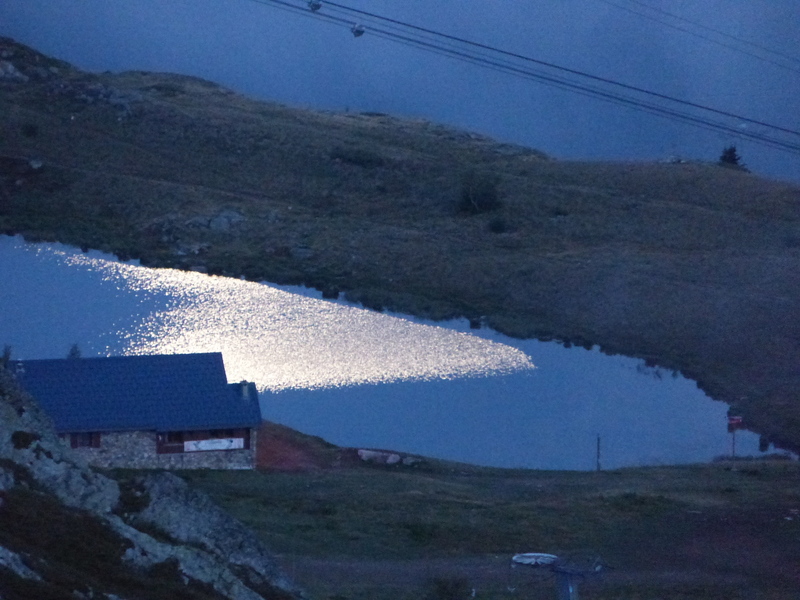 Reflet dans le lac Carrelet